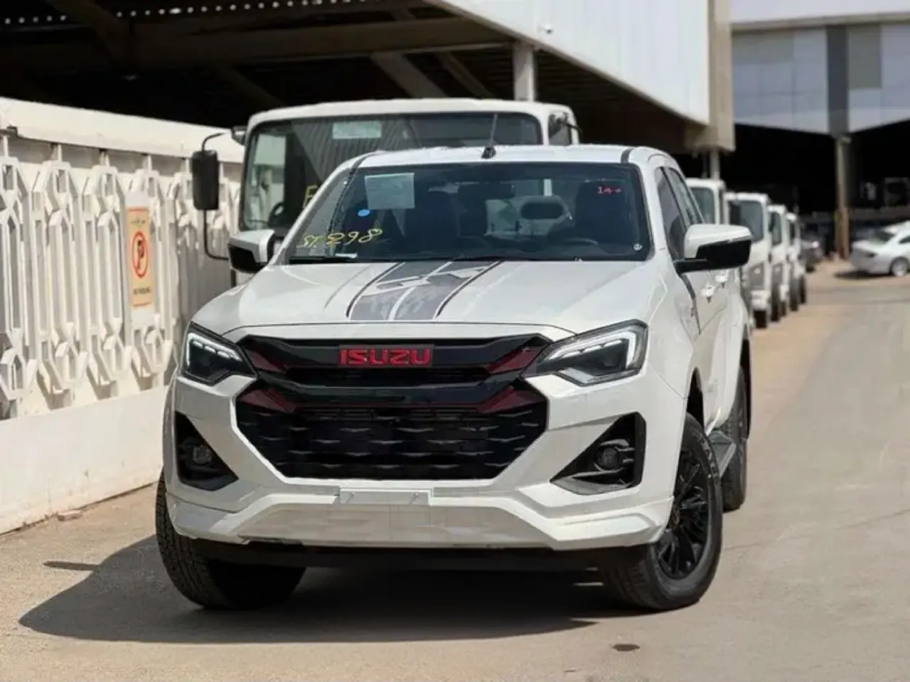 ايسوزو ديماكس GT فل كامل 2025 مبيعات الكاش والتقسيط
