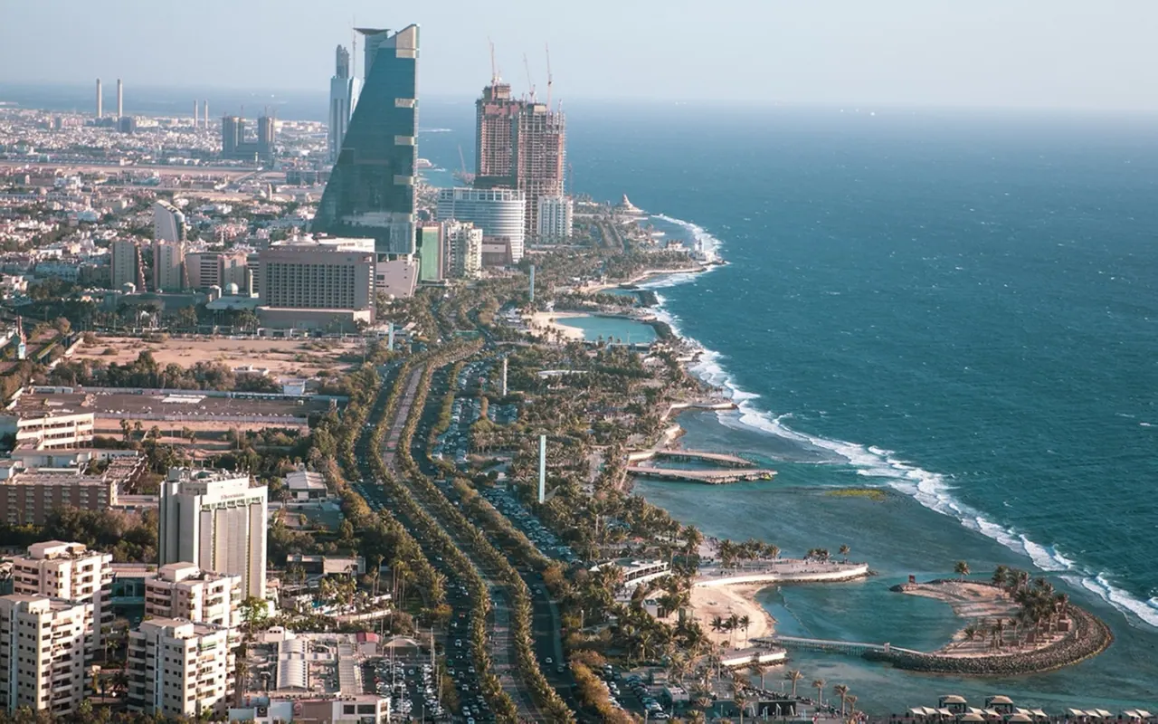 مشروع خدمات لوجستية