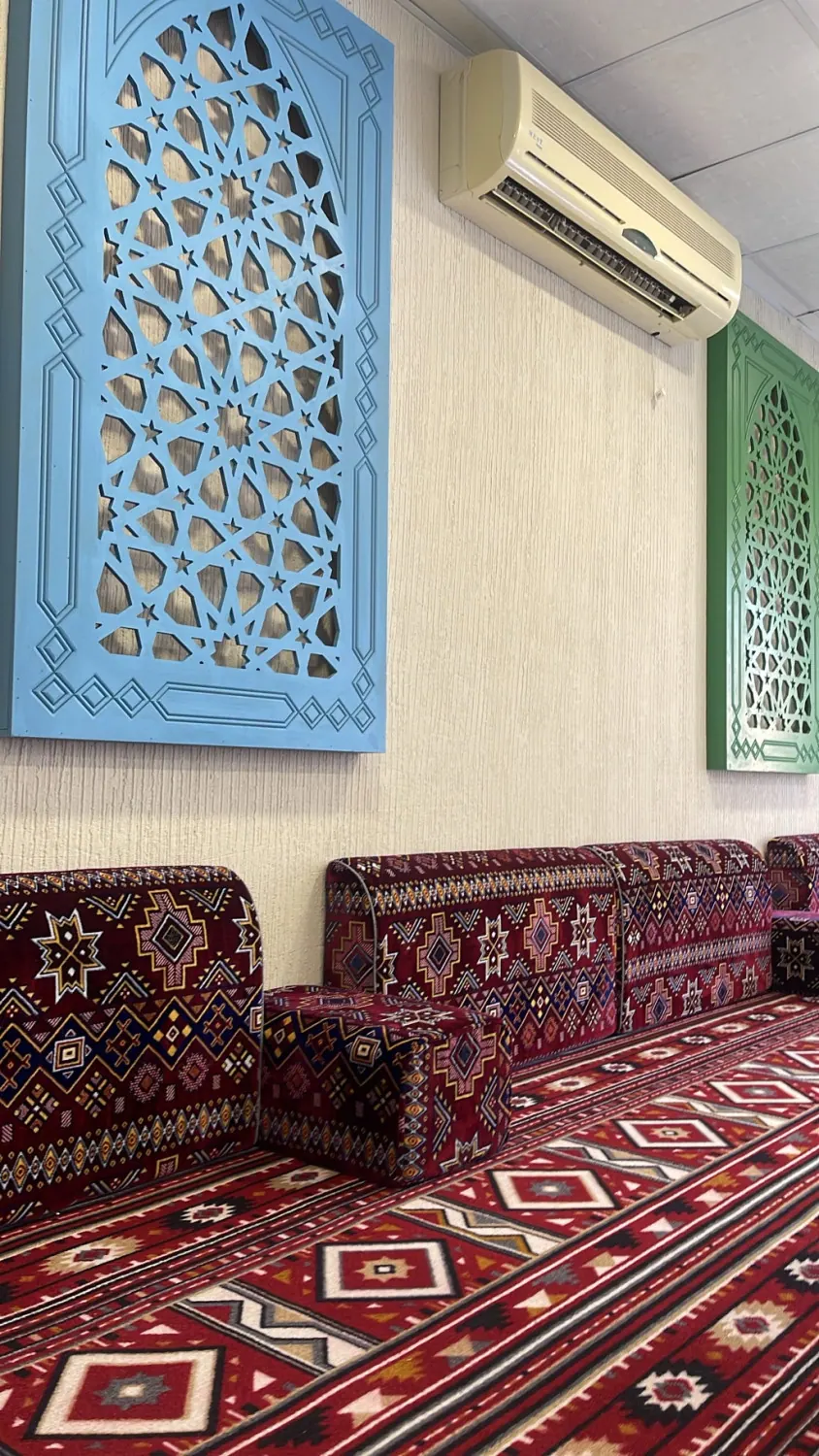 مطعم باكستاني قائم ويعمل للبيع