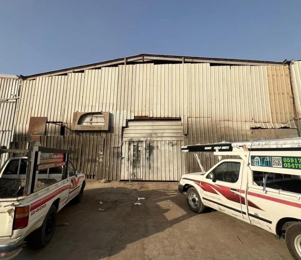 ورشة للإيجار حي السعادة الرياض