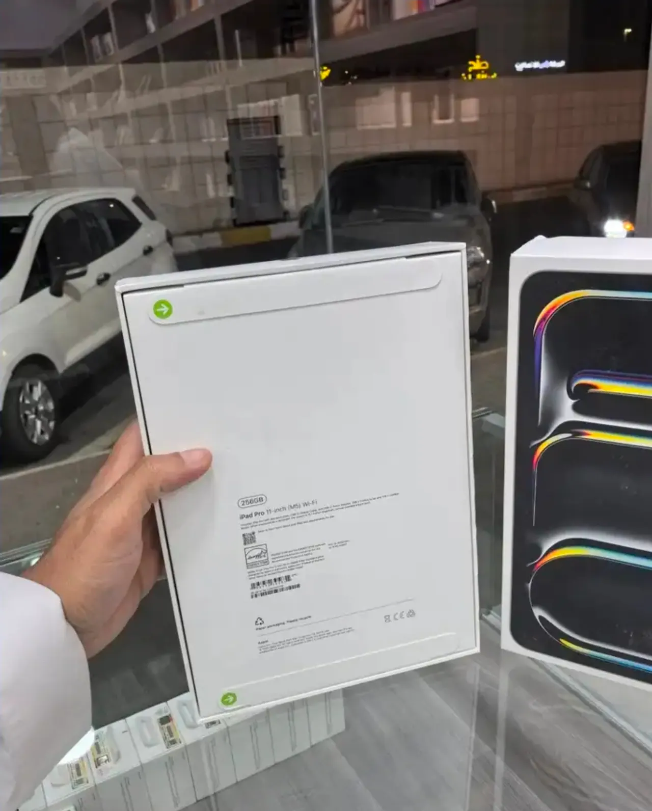 ايباد برو m5